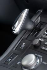 Lexus CT200h 2010 года